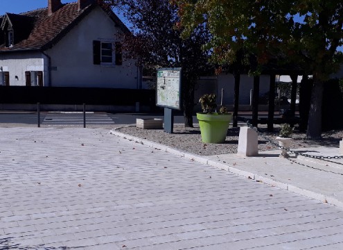 Aménagement du Parvis et des abords de la Mairie